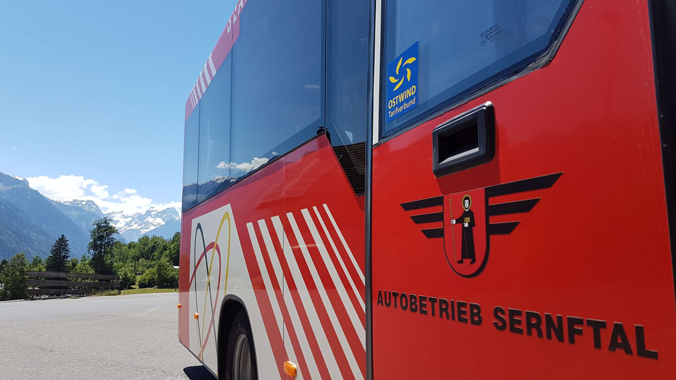 Fahrplan Bus und Seilbahn Sommer